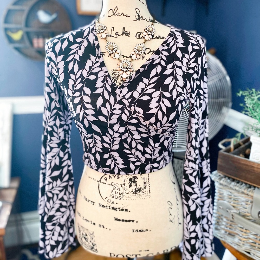 LEAF PRINT BOHO Y2K COTTAGECORE FAIRYCORE 90s BELL SLEEVE TOP